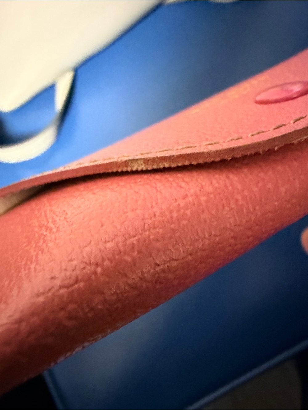 Kate Spade New York protective eyeglass/sunglasses case in a pink color size SM
